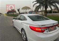 هيونداي أزيرا